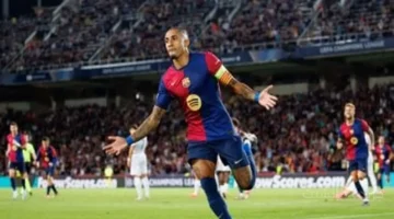 يتفوق على الجميع.. رافينيا أخطر جناح أيسر في العالم بإحصائية تهديفية غير مسبوقة لعام 2025 1